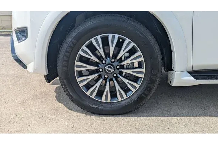 $30900 : Nissan Armada 2023 4x2 SL 4d image 10