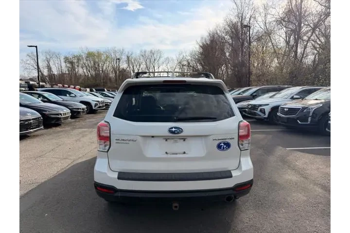 $17900 : Subaru Forester 2018 AWD 2.5 image 5