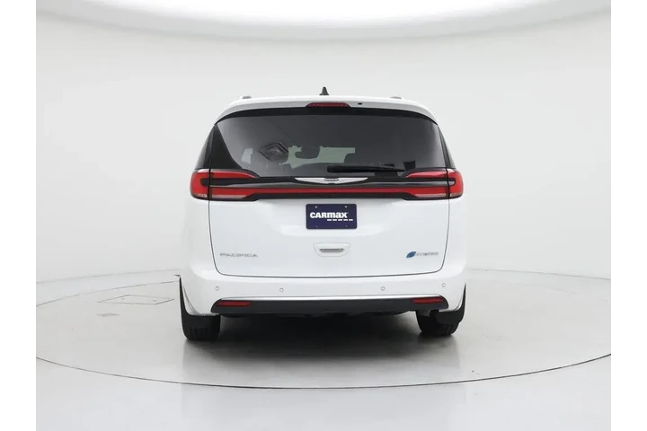 $38998 : Chrysler Pacifica Plug-In Hy image 6