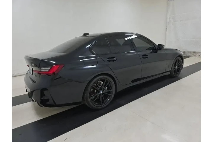 $31490 : BMW 3 Series 2023 330i 4dr S image 3