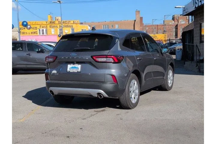 $22333 : Ford Escape 2025 Active 4dr image 3
