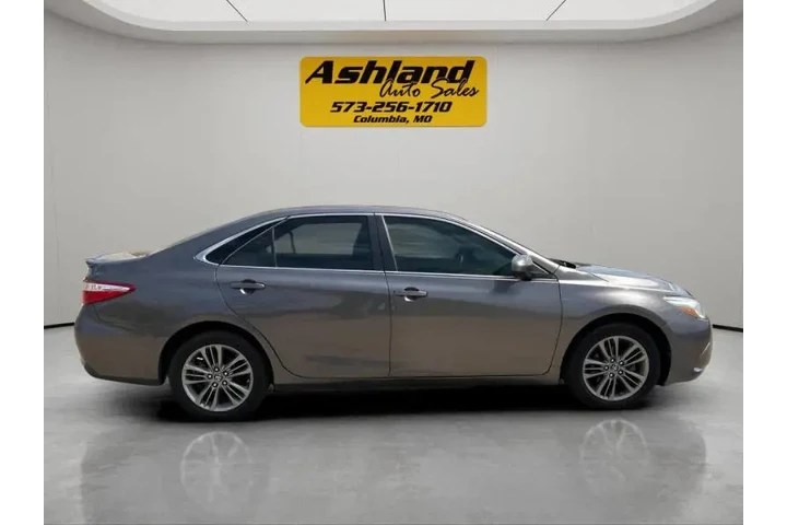 $14900 : 2017 Camry SE image 7