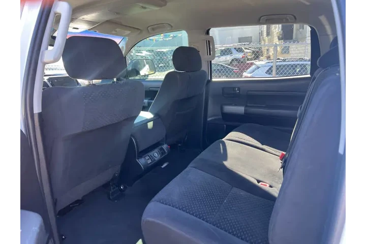 $13499 : 2013 Tundra Grade image 7