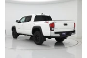 $32998 : Toyota Tacoma 2023 4x4 SR V6 thumbnail