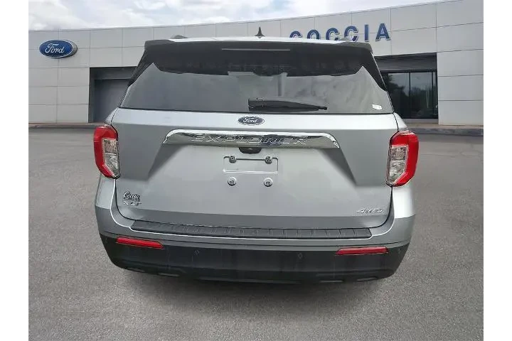 $32990 : Ford Explorer 2022 AWD XLT 4 image 5