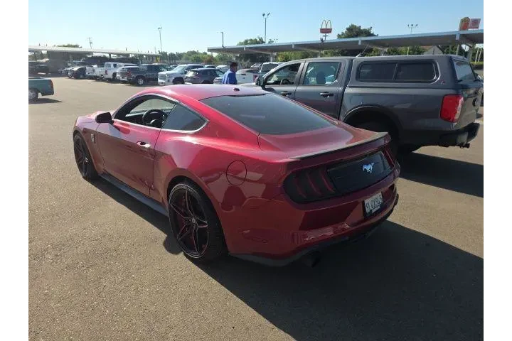 $18900 : Ford Mustang 2019 EcoBoost 2 image 4