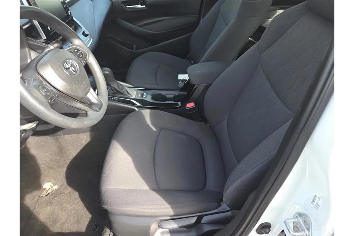 2020 Corolla LE image 10