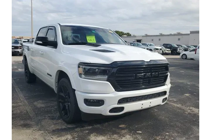 $33997 : Ram 1500 2021 4x4 Laramie 4d image 6