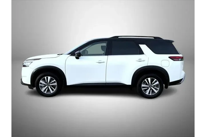 $34023 : Nissan Pathfinder 2024 AWD S image 8