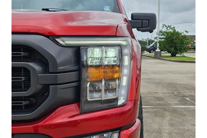 $39925 : Ford F-150 2023 4x4 XLT 4dr image 9