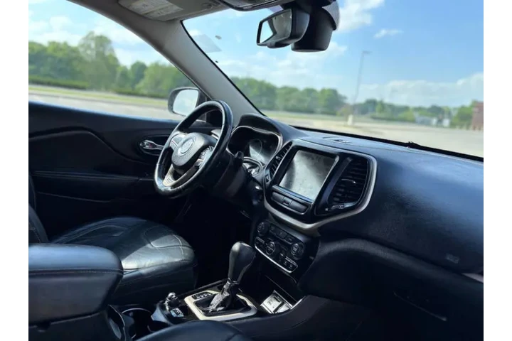 $8999 : 2015 Cherokee Limited image 10