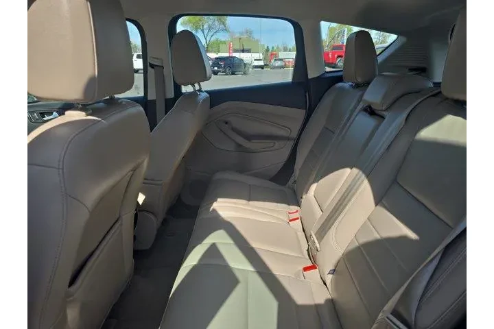 $11502 : Ford C-MAX Energi 2016 SEL 4 image 8