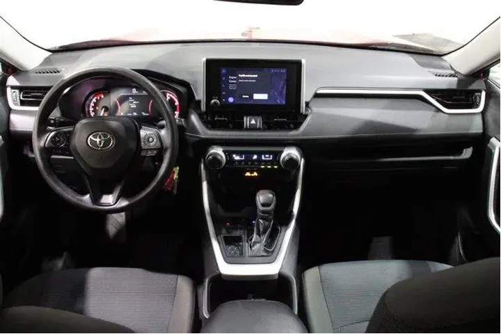 $29998 : Toyota RAV4 2023 LE 4dr SUV image 2