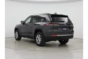 $31998 : Jeep Grand Cherokee 2022 4x4 thumbnail