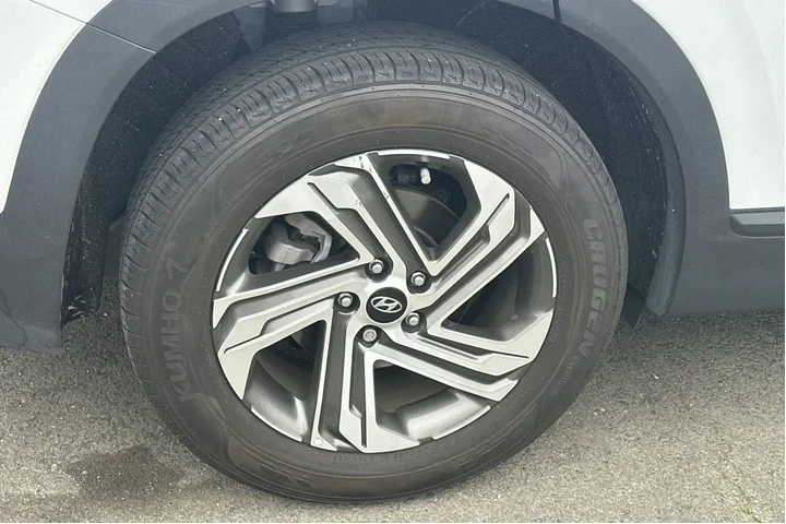 $22990 : Hyundai SANTA FE 2023 SEL 4d image 7