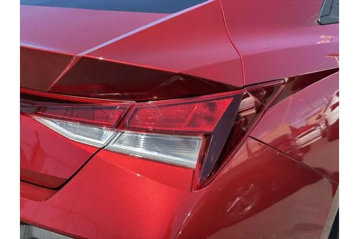 $18588 : Hyundai ELANTRA 2024 SEL 4dr image 9