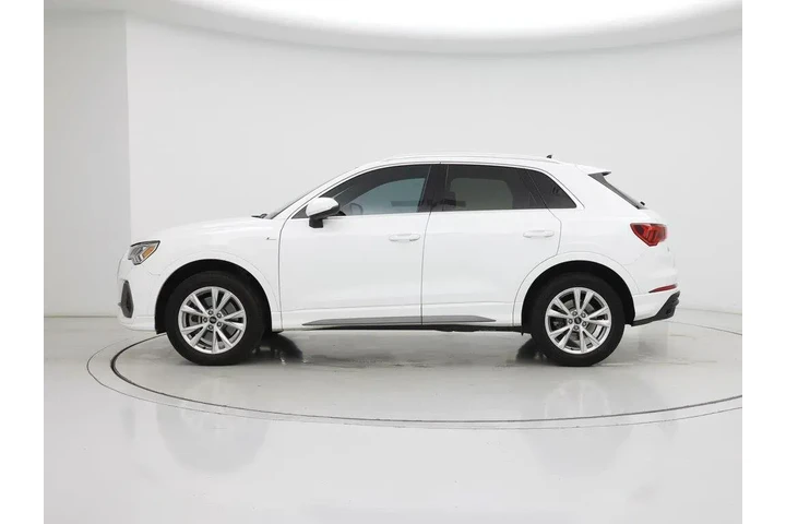 $25998 : Audi Q3 2023 AWD quattro S l image 3