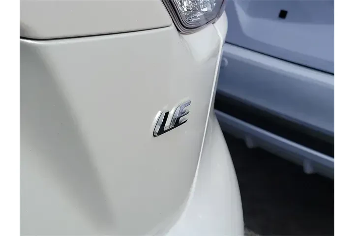 $17450 : Toyota Corolla 2023 LE 4dr S image 6