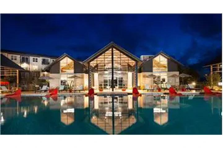 $1698 : Rental property with 2 bedro image 1