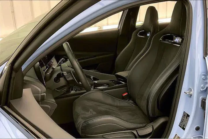 $32990 : Hyundai ELANTRA N 2025 4dr S image 8