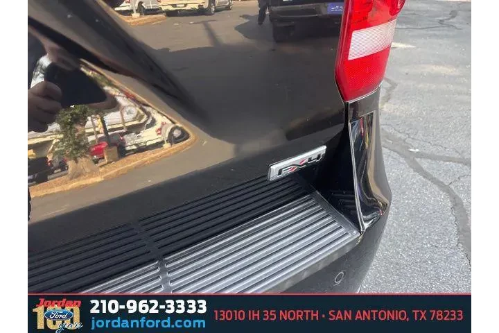 $22951 : Ford Expedition 2019 4x4 XLT image 8
