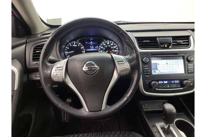 $12599 : Nissan Altima 2017 2.5 SV 4d image 10