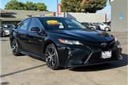 2022 Camry SE en Fresno