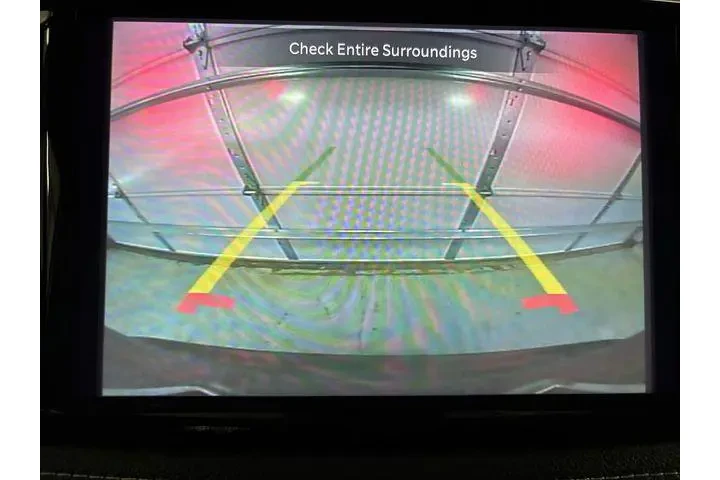 $27295 : Chrysler Pacifica Plug-In Hy image 9