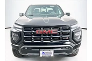 $37999 : GMC Canyon 2023 4x4 AT4 4dr thumbnail
