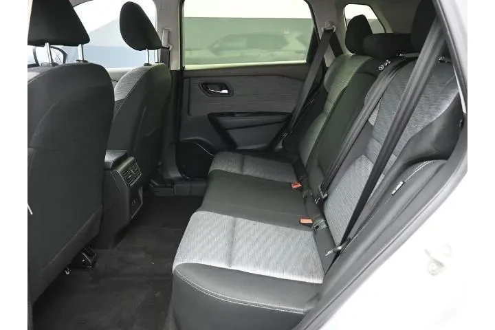 $24391 : Nissan Rogue 2023 SV 4dr Cro image 7