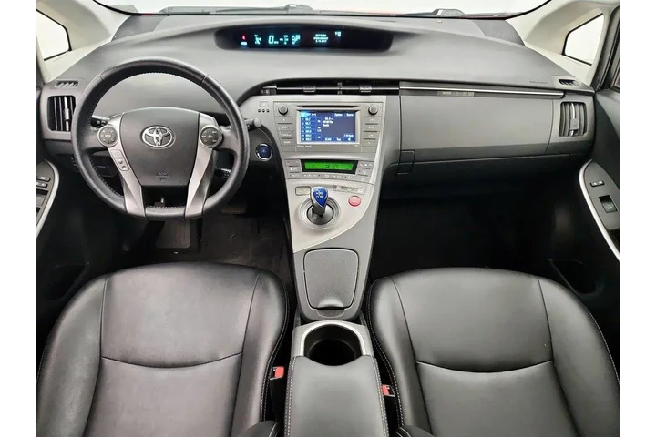 $15998 : Toyota Prius 2015 Persona Se image 9