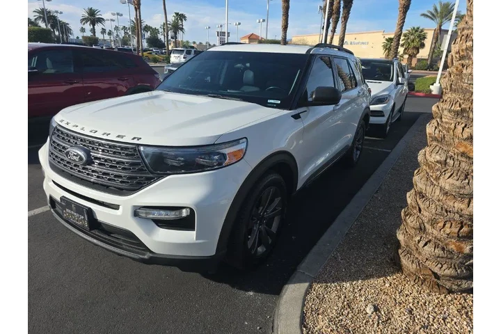 $19989 : Ford Explorer 2021 XLT 4dr S image 1