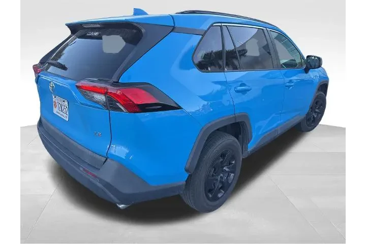 $18965 : Toyota RAV4 2019 LE 4dr SUV image 5