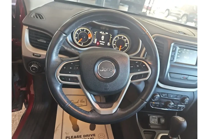 Jeep Cherokee 2017 Latitude image 9