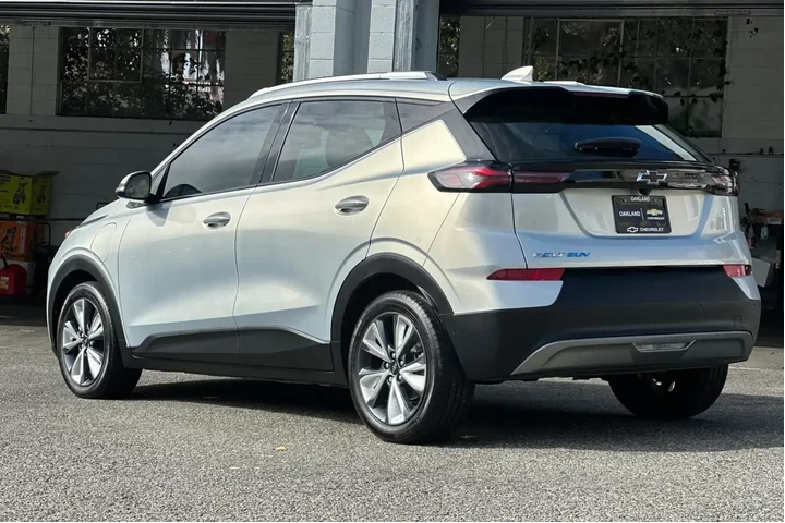 $21900 : Chevrolet Bolt EUV 2023 LT 4 image 6