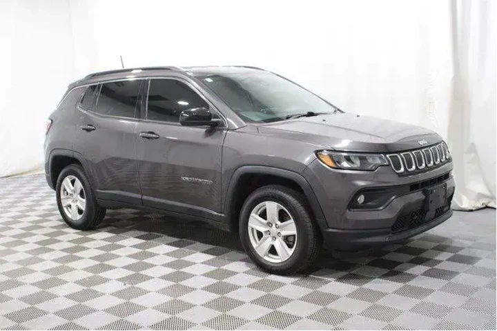 $17989 : Jeep Compass 2022 4x4 Latitu image 2