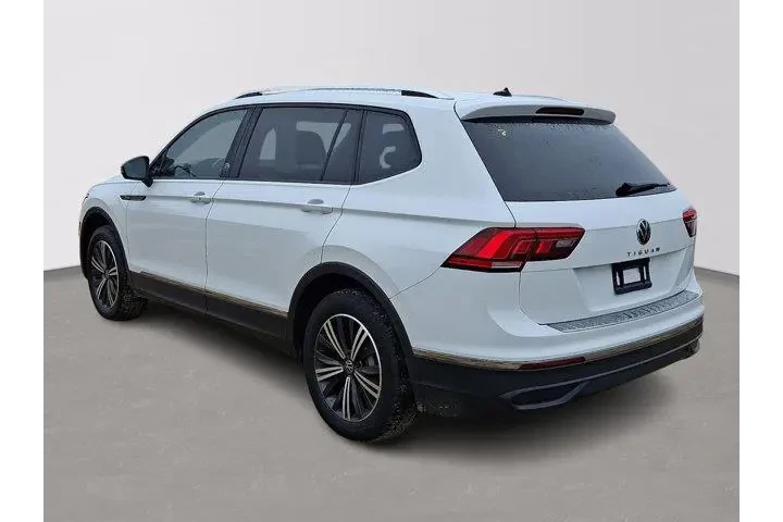 $25249 : Volkswagen Tiguan 2024 Wolfs image 4