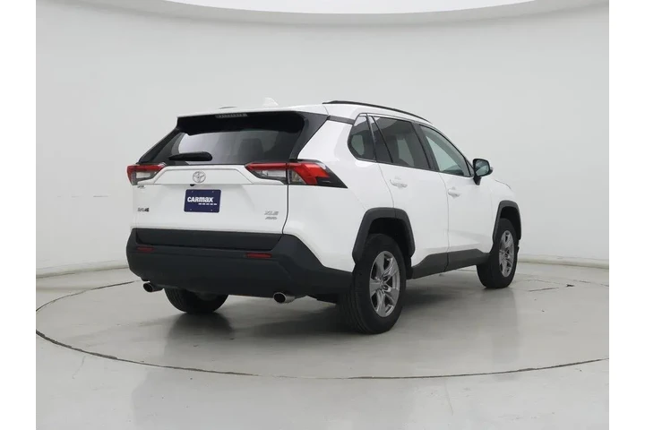 $31998 : Toyota RAV4 2024 AWD XLE 4dr image 8
