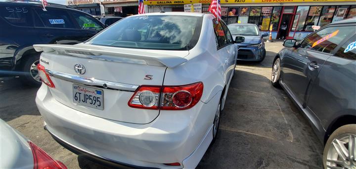 $1500 : 😍COROLLA😍 image 3