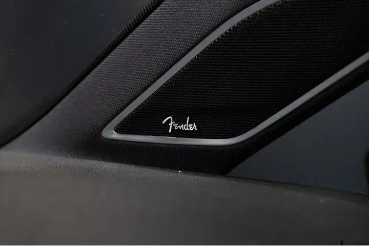 $21998 : Volkswagen Golf R 2016 AWD 4 image 9