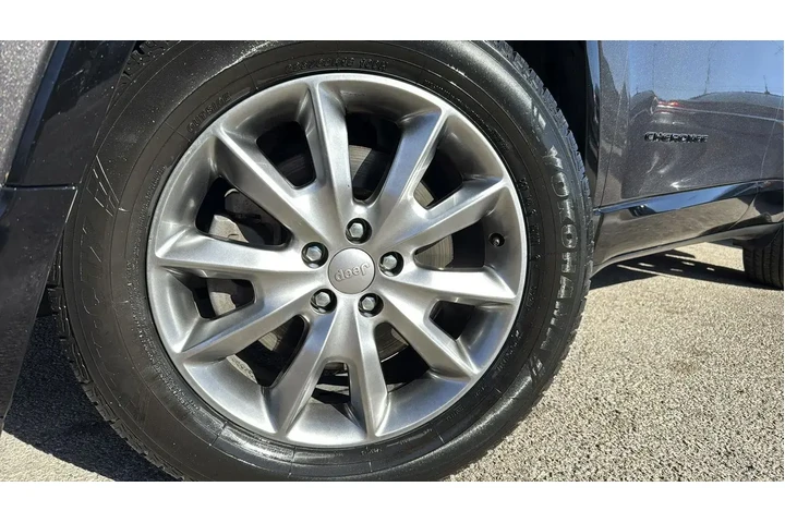 $8967 : Jeep Cherokee 2018 Latitude image 9