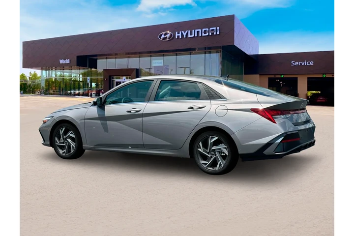 $17020 : Hyundai ELANTRA 2025 Limited image 4