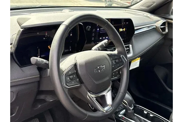$25000 : Chevrolet Trailblazer 2025 A image 9