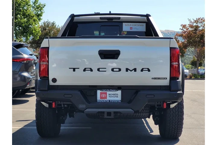 $61499 : Gold Certified2025 Tacoma Hyb image 7