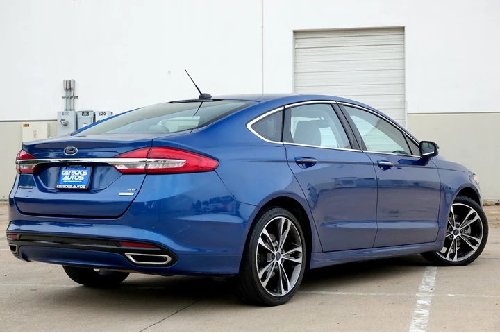 $8500 : 2018 Fusion SE image 3