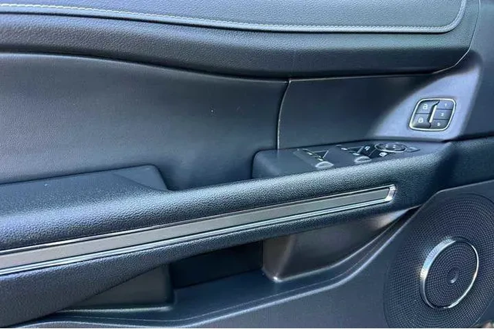 $39986 : Ford Expedition MAX 2024 4x4 image 10