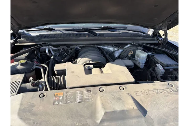 $21995 : 2016 Suburban LT image 10