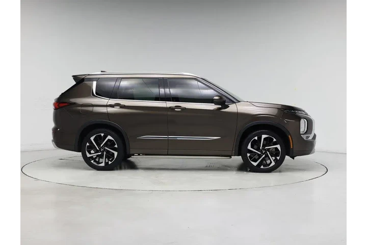 $25998 : Mitsubishi Outlander 2022 SE image 7