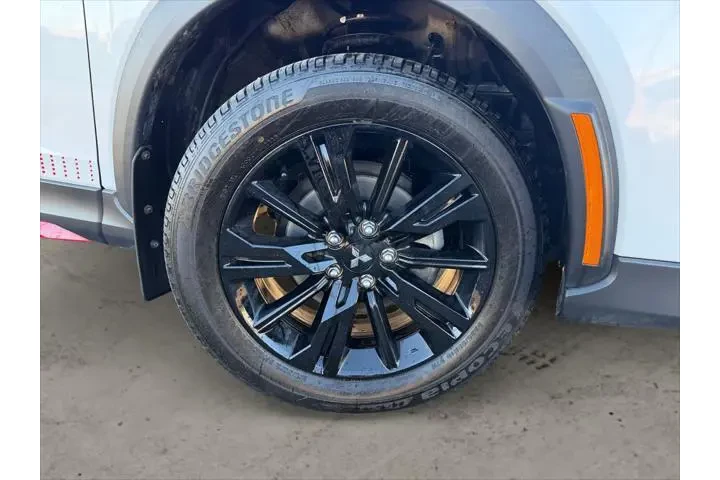 $21985 : Mitsubishi Eclipse Cross 202 image 9