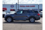 $23495 : 2022 Explorer XLT thumbnail